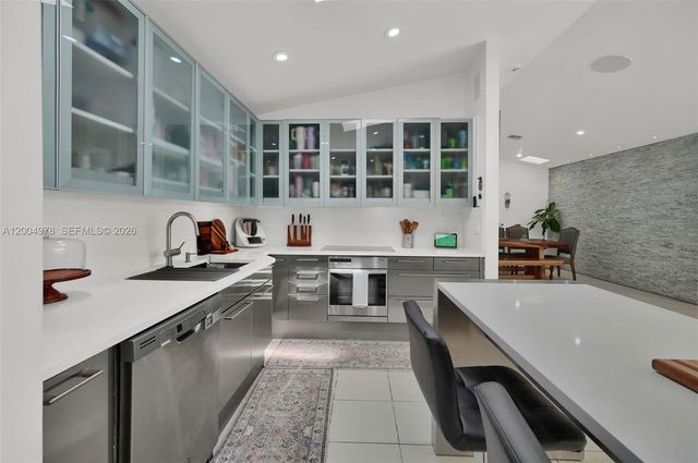 15540 SW 152nd Ter, Miami, FL 33187