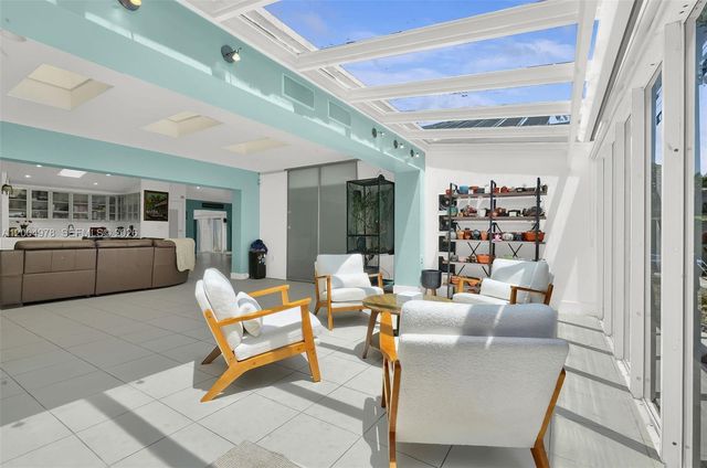 15540 SW 152nd Ter, Miami, FL 33187