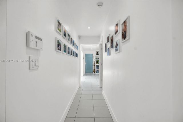 15540 SW 152nd Ter, Miami, FL 33187