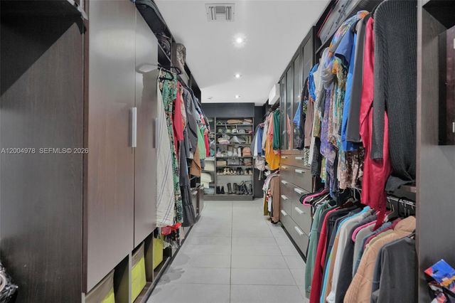 15540 SW 152nd Ter, Miami, FL 33187