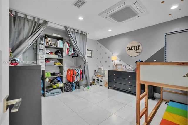 15540 SW 152nd Ter, Miami, FL 33187