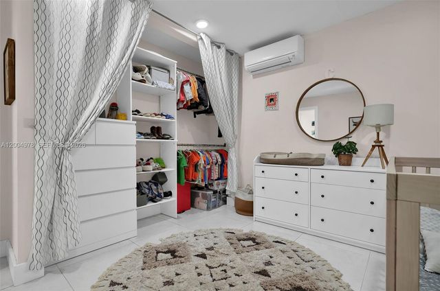 15540 SW 152nd Ter, Miami, FL 33187