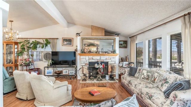 1536 S State 233, Hemet, CA 92543