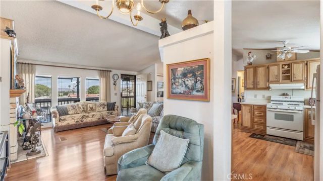 1536 S State 233, Hemet, CA 92543