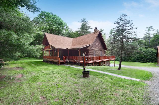 306 Pucky Huddle Road, Bethel, NY 12720
