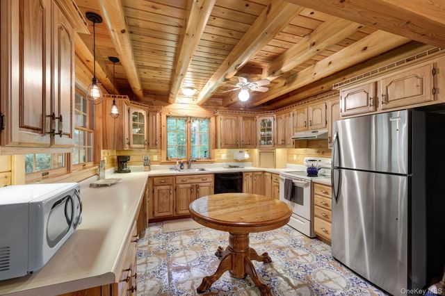 306 Pucky Huddle Road, Bethel, NY 12720