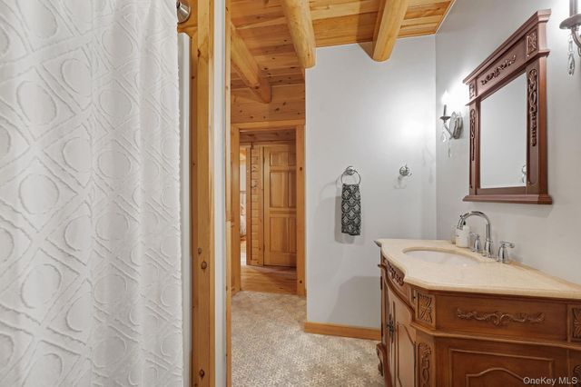 306 Pucky Huddle Road, Bethel, NY 12720