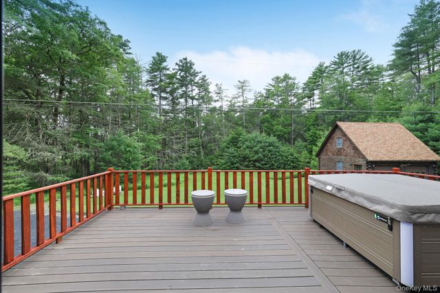 306 Pucky Huddle Road, Bethel, NY 12720