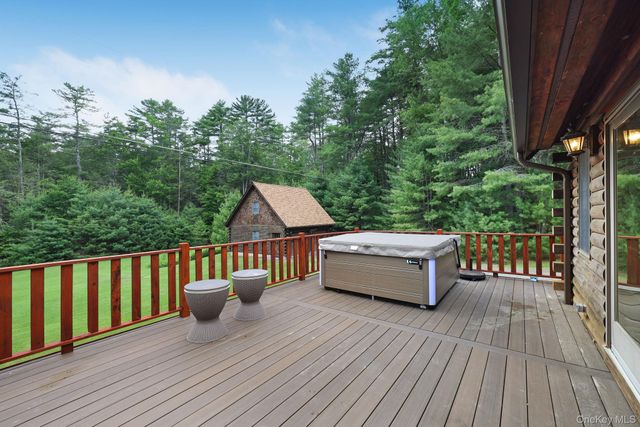 306 Pucky Huddle Road, Bethel, NY 12720