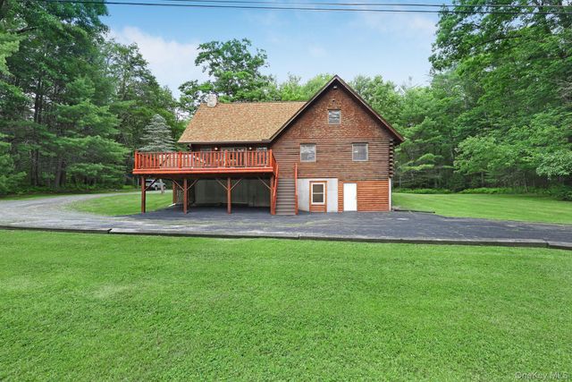 306 Pucky Huddle Road, Bethel, NY 12720