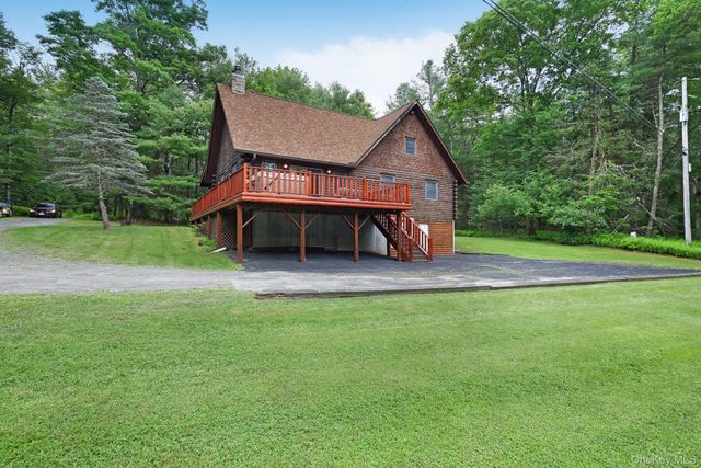 306 Pucky Huddle Road, Bethel, NY 12720