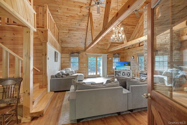306 Pucky Huddle Road, Bethel, NY 12720