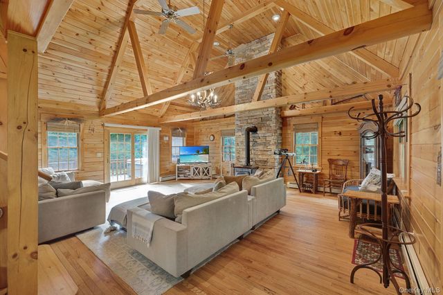 306 Pucky Huddle Road, Bethel, NY 12720