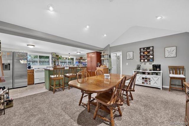 9110 Grove Drive, Whitmore Lake, MI 48189