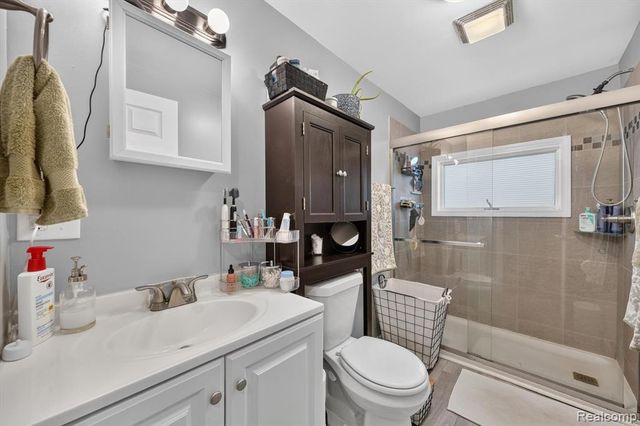 9110 Grove Drive, Whitmore Lake, MI 48189