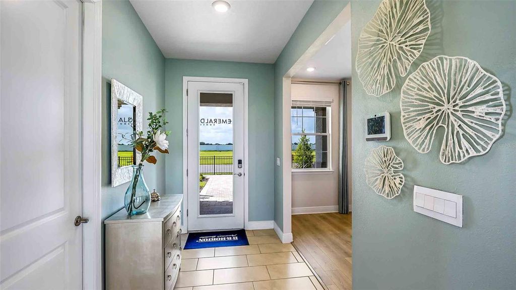 Image 2 of property listing at 5243 ROSADO RUN, Lakewood Ranch, FL 34211