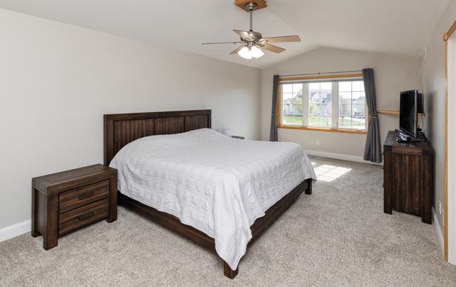 2106 SW Woodland Drive, Ankeny, IA 50023