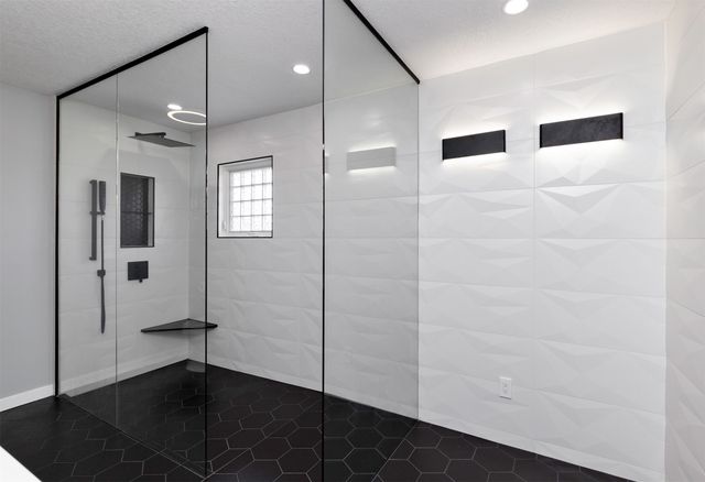 2106 SW Woodland Drive, Ankeny, IA 50023