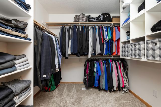 2106 SW Woodland Drive, Ankeny, IA 50023