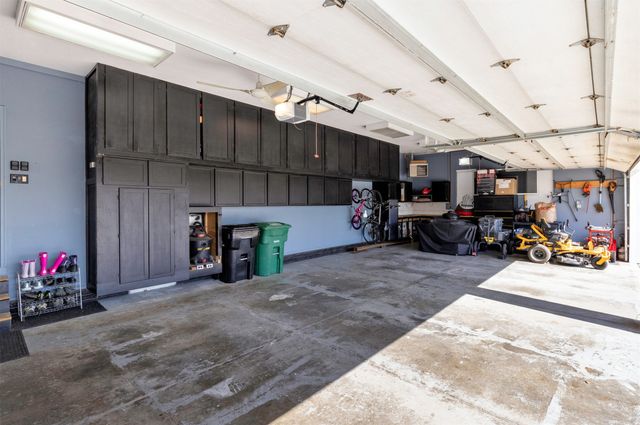 2106 SW Woodland Drive, Ankeny, IA 50023