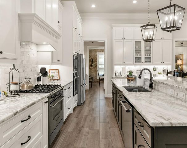 1201 Quarry Oaks Drive, College Station, TX 77845