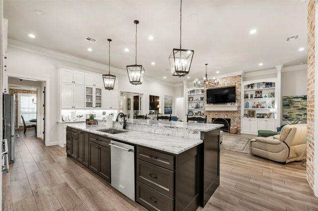 1201 Quarry Oaks Drive, College Station, TX 77845