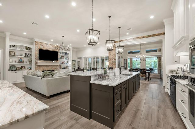 1201 Quarry Oaks Drive, College Station, TX 77845