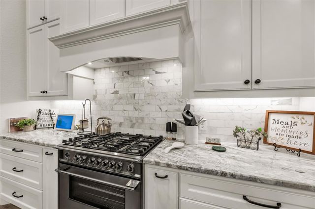 1201 Quarry Oaks Drive, College Station, TX 77845