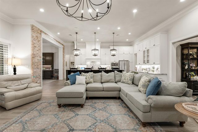 1201 Quarry Oaks Drive, College Station, TX 77845