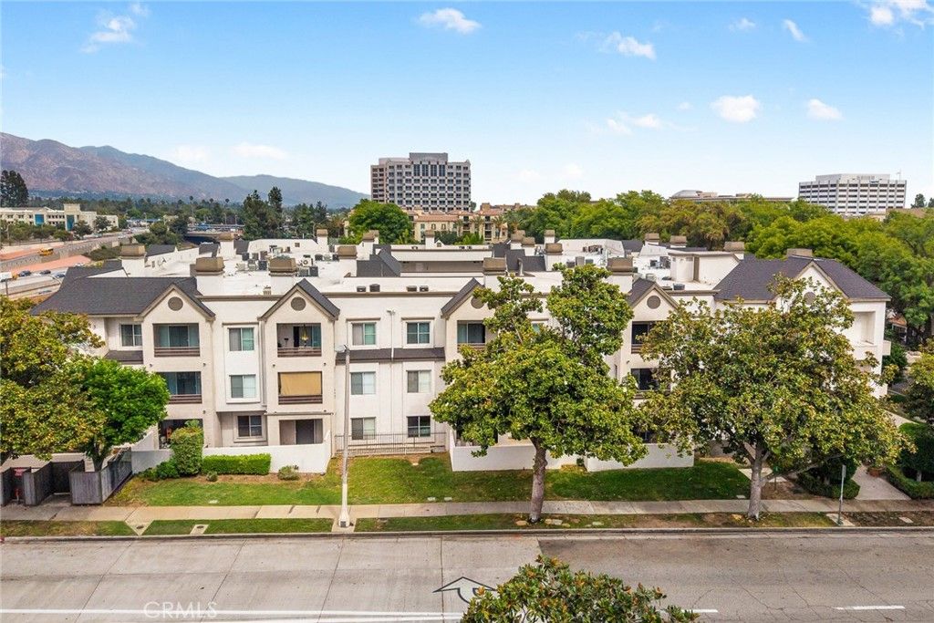 300 N El Molino Avenue 308, Pasadena, CA 91101 — photo 2