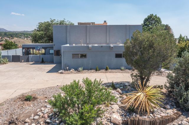 12700 PIRU Boulevard SE, Albuquerque, NM 87123