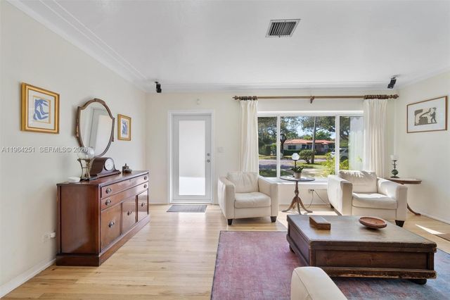 761 NE 95th St, Miami Shores, FL 33138