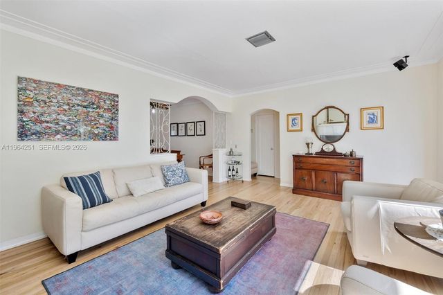 761 NE 95th St, Miami Shores, FL 33138