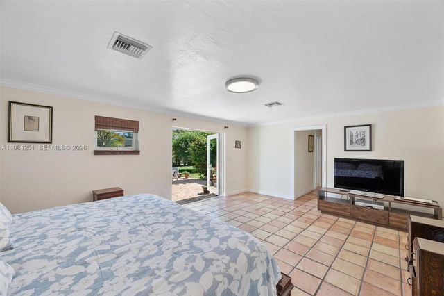 761 NE 95th St, Miami Shores, FL 33138