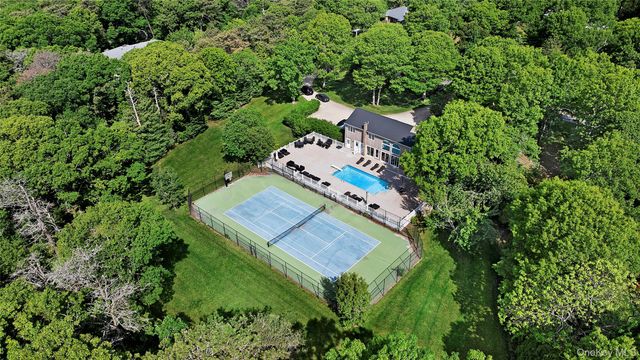 133 Old Country Road, East Quogue, NY 11942