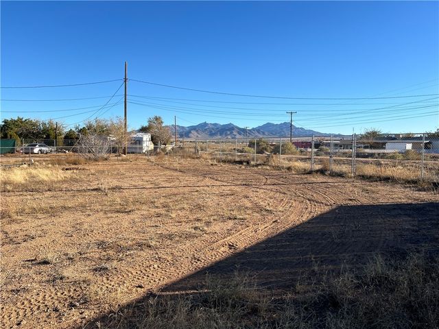 3226 E Devlin Avenue, Kingman, AZ 86409