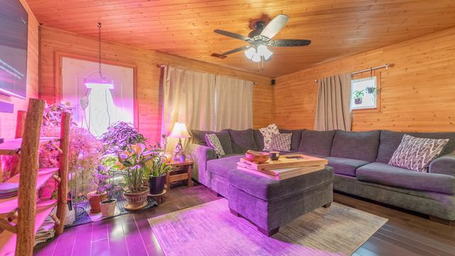 3161 Pulaski Street, Hobart, IN 46342