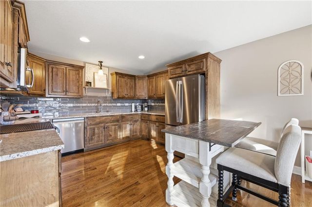 4917 N 141st Lane, Basehor, KS 66007