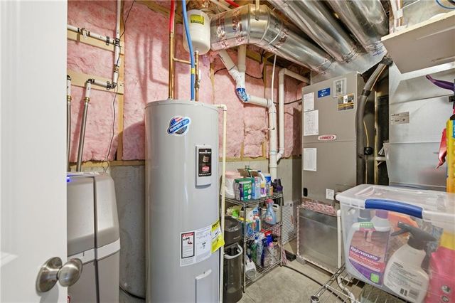 4917 N 141st Lane, Basehor, KS 66007