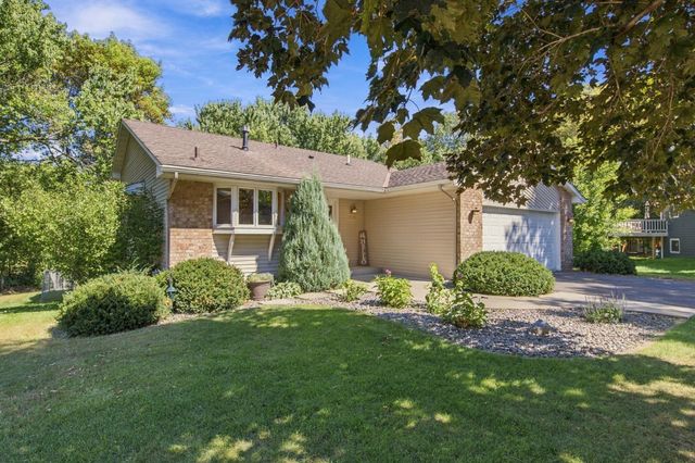 7003 Park View Lane, Eden Prairie, MN 55346