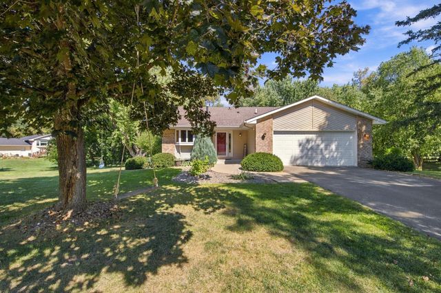 7003 Park View Lane, Eden Prairie, MN 55346