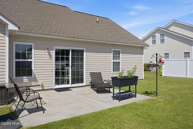 446 Meadowlark Drive, Winterville, NC 28590