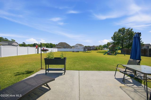 446 Meadowlark Drive, Winterville, NC 28590