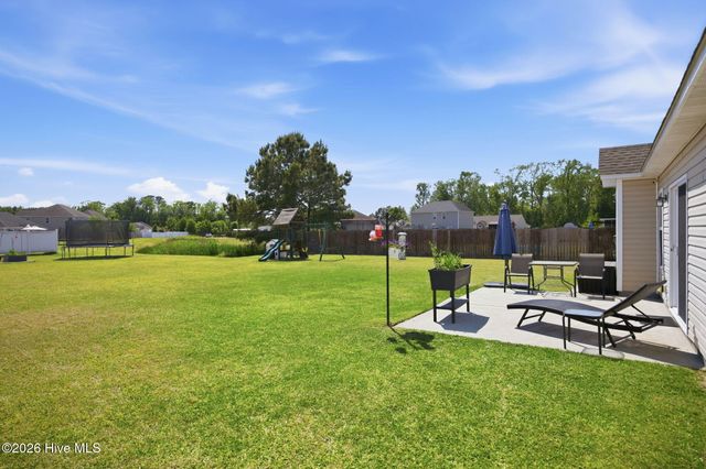 446 Meadowlark Drive, Winterville, NC 28590