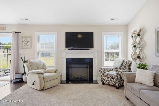 446 Meadowlark Drive, Winterville, NC 28590