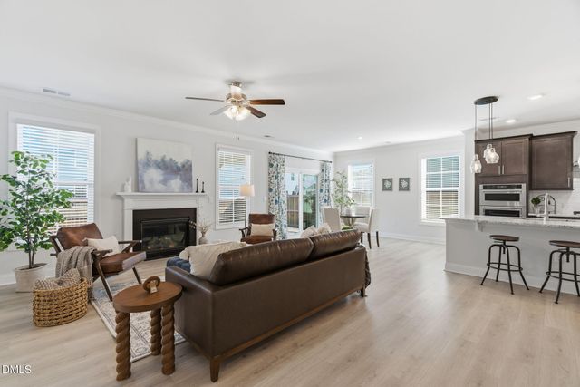 4916 Chase Hill Way, Raleigh, NC 27603