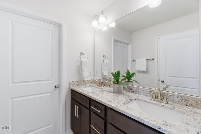 4916 Chase Hill Way, Raleigh, NC 27603