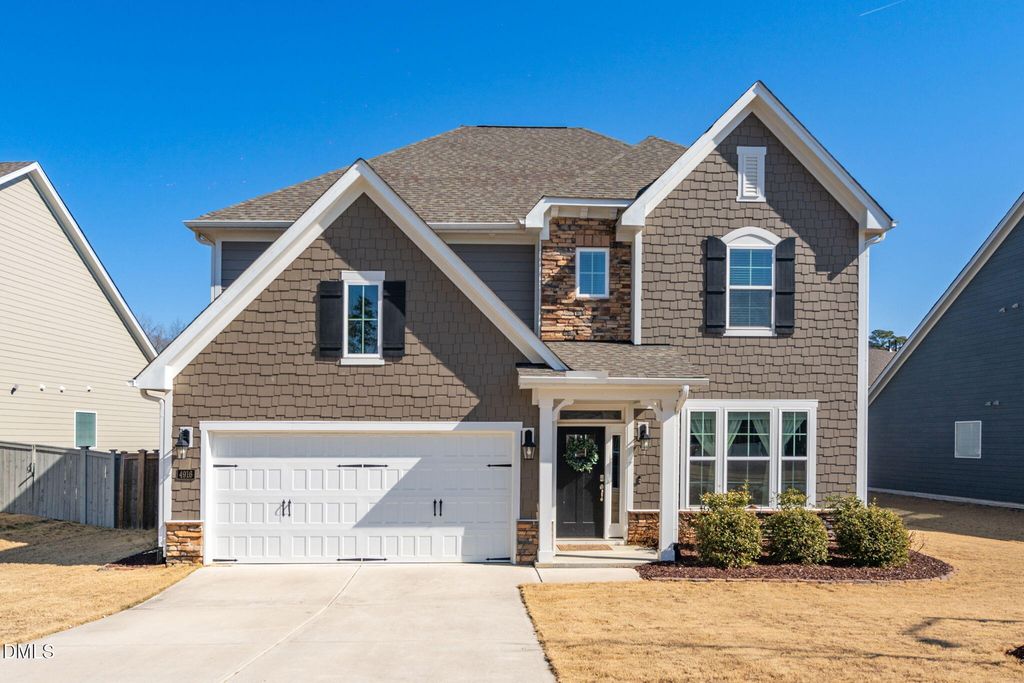 4916 Chase Hill Way, Raleigh, NC 27603