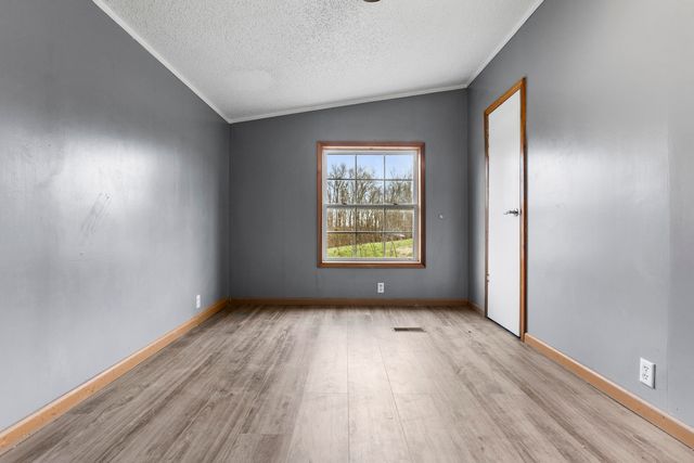 64 Becky Jane Road, Frenchburg, KY 40322