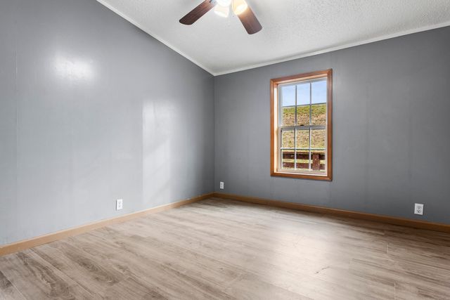 64 Becky Jane Road, Frenchburg, KY 40322
